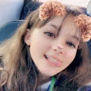 Meet your Posher, Caitlyn